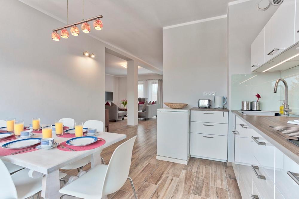 קרקוב Family Apartment By Tyzenhauz מראה חיצוני תמונה