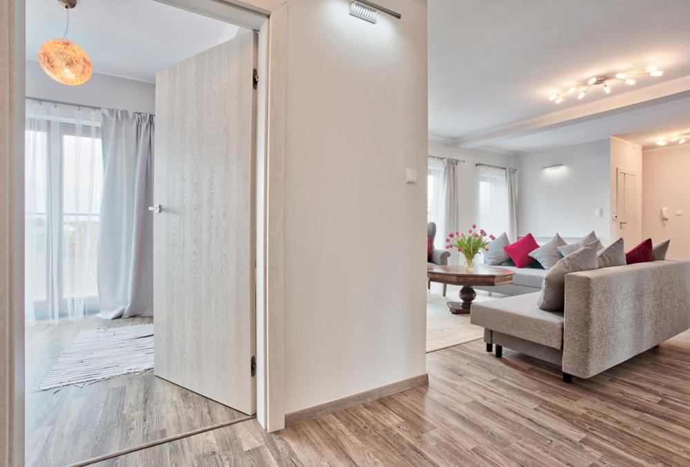 קרקוב Family Apartment By Tyzenhauz מראה חיצוני תמונה