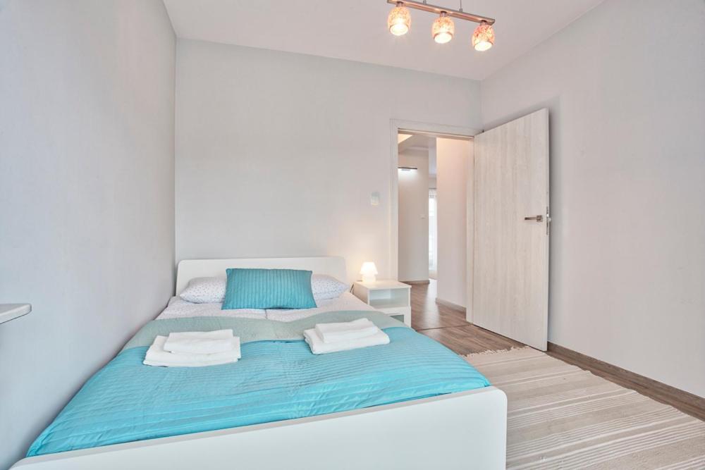 קרקוב Family Apartment By Tyzenhauz מראה חיצוני תמונה