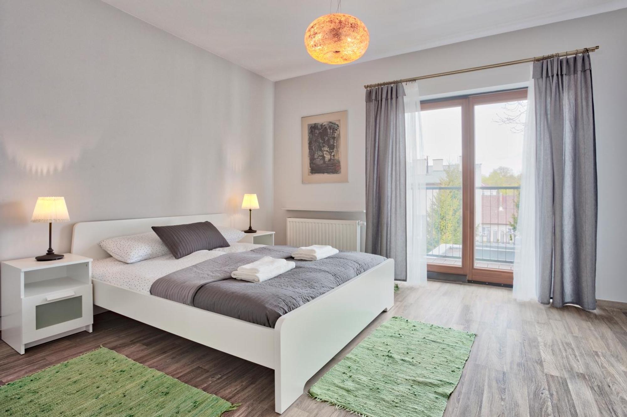 קרקוב Family Apartment By Tyzenhauz מראה חיצוני תמונה