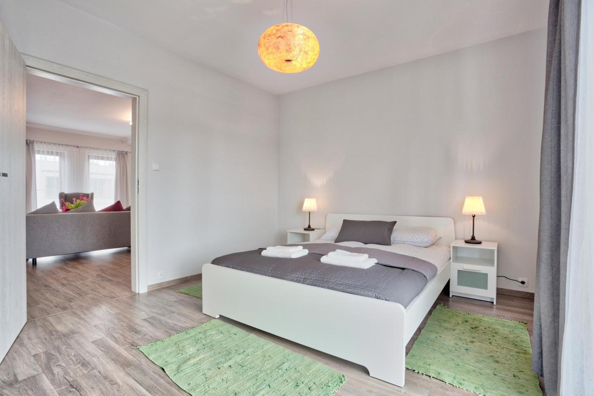 קרקוב Family Apartment By Tyzenhauz מראה חיצוני תמונה